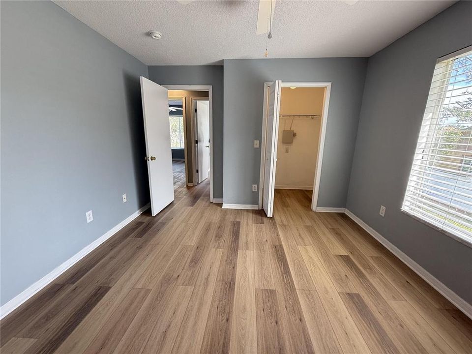 For Rent: $1,900 (3 beds, 2 baths, 1364 Square Feet)