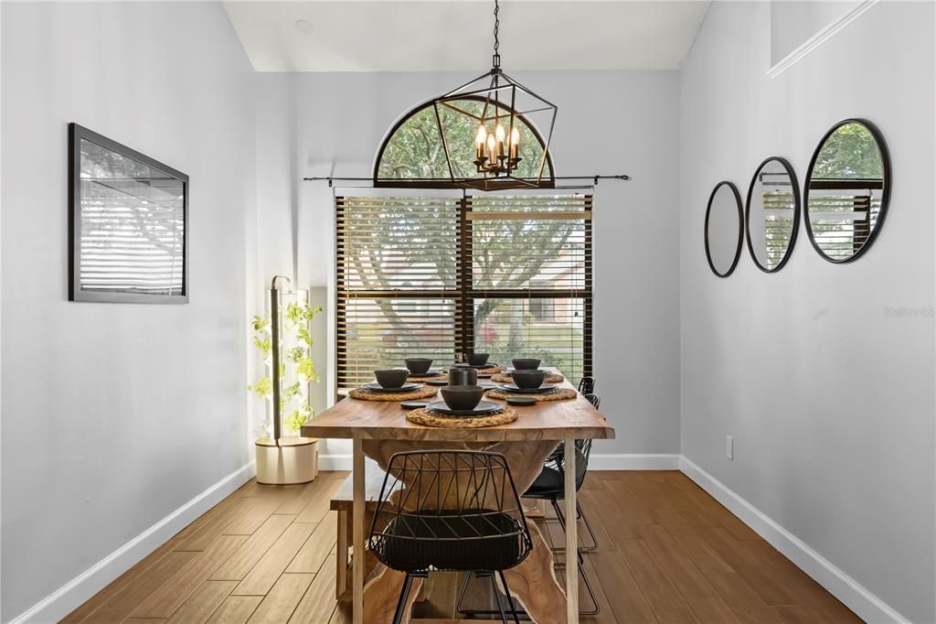 For Sale: $460,000 (3 beds, 2 baths, 2025 Square Feet)