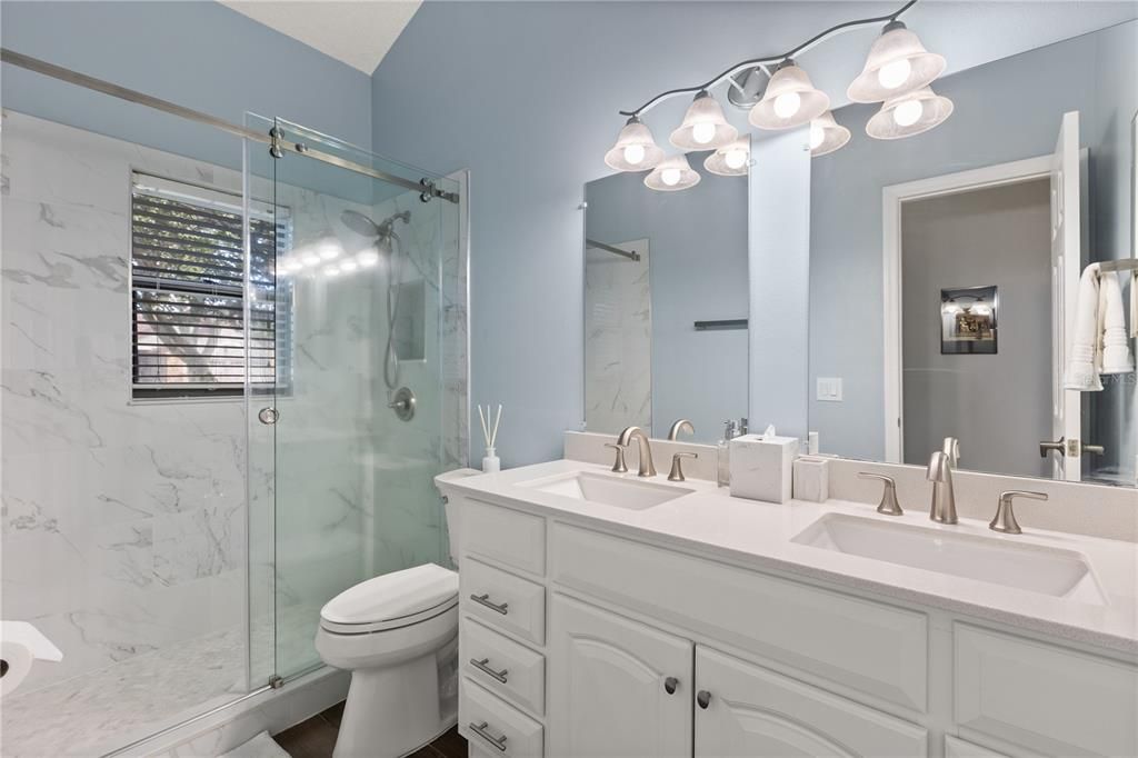 For Sale: $460,000 (3 beds, 2 baths, 2025 Square Feet)