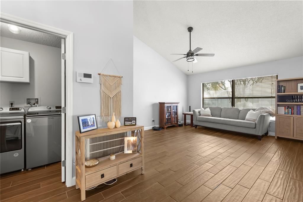 For Sale: $460,000 (3 beds, 2 baths, 2025 Square Feet)