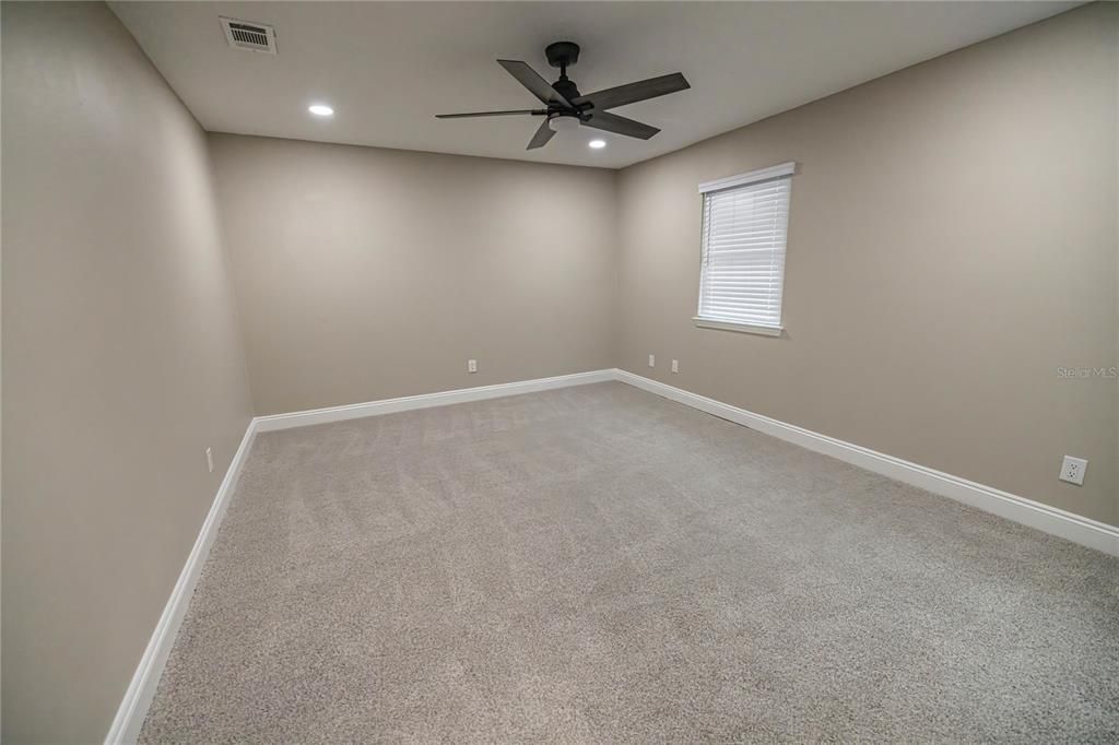 待售: $219,900 (3 贝兹, 2 浴室, 1317 平方英尺)