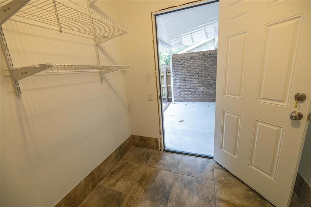 待售: $219,900 (3 贝兹, 2 浴室, 1317 平方英尺)