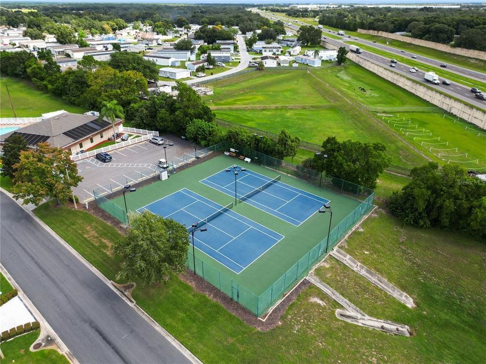 На продажу: $279,000 (3 спален, 2 ванн, 1648 Квадратных фут)