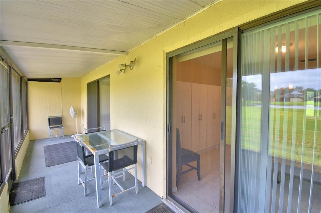 For Sale: $130,000 (2 beds, 2 baths, 812 Square Feet)