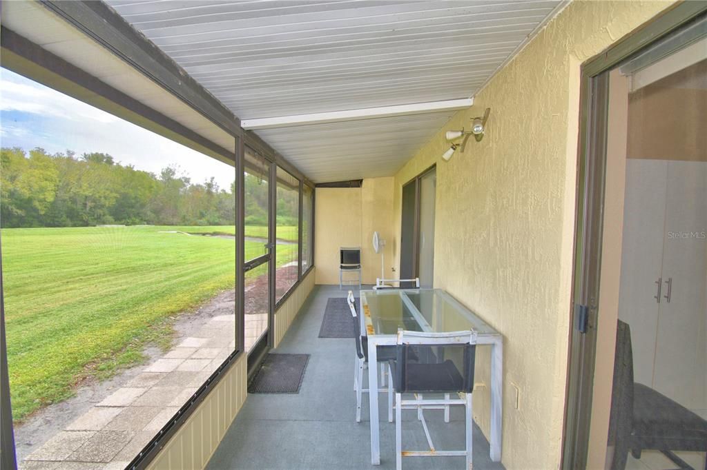 For Sale: $130,000 (2 beds, 2 baths, 812 Square Feet)