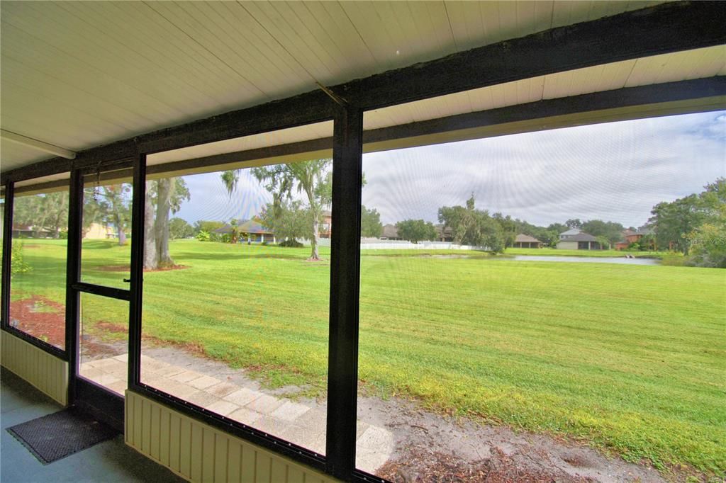 For Sale: $130,000 (2 beds, 2 baths, 812 Square Feet)