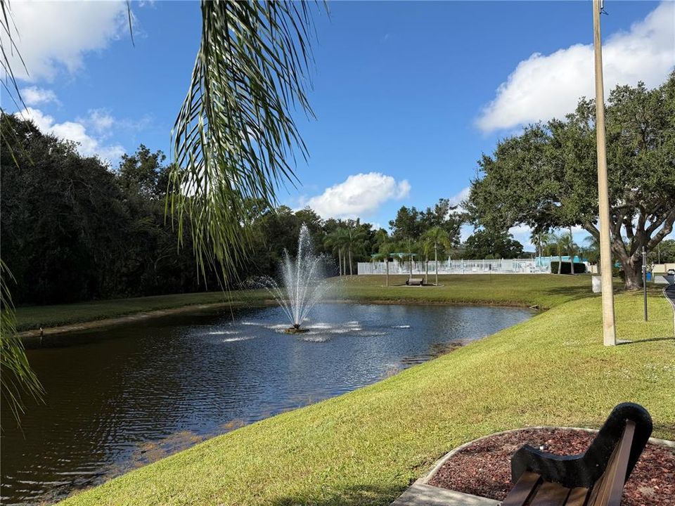 待售: $180,000 (2 贝兹, 2 浴室, 972 平方英尺)