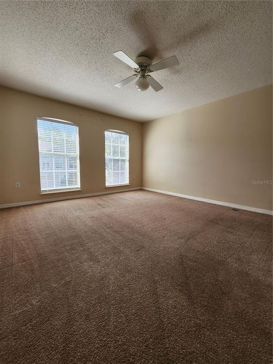 En Renta: $1,850 (3 camas, 2 baños, 1670 Pies cuadrados)