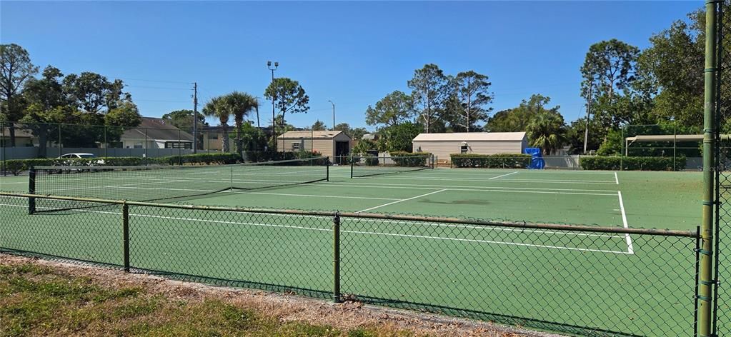 Под контрактом: $129,500 (1 спален, 1 ванн, 637 Квадратных фут)