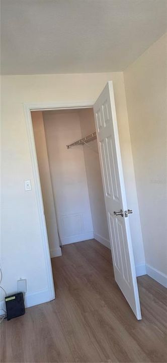 Под контрактом: $129,500 (1 спален, 1 ванн, 637 Квадратных фут)