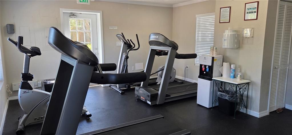 Под контрактом: $129,500 (1 спален, 1 ванн, 637 Квадратных фут)