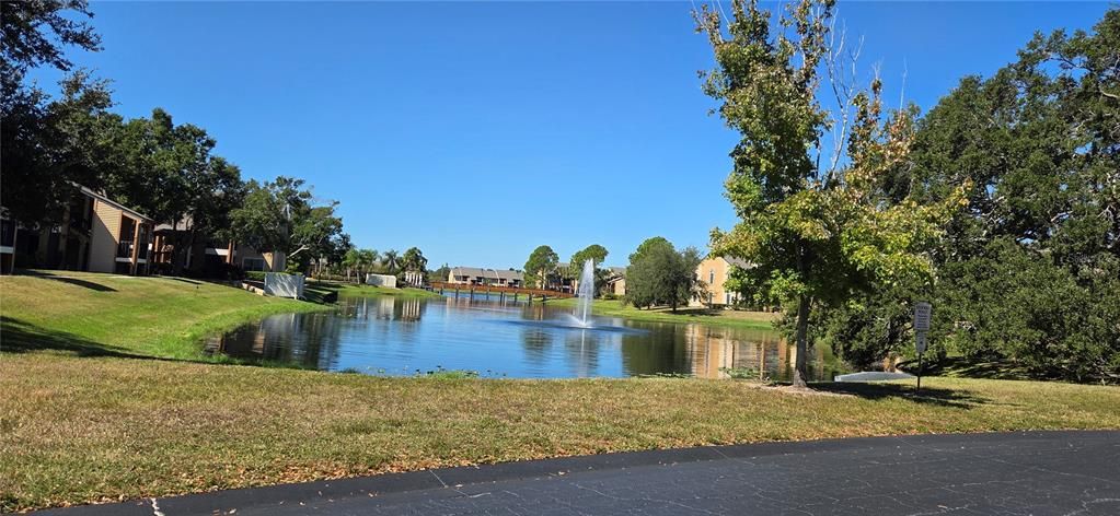 Под контрактом: $129,500 (1 спален, 1 ванн, 637 Квадратных фут)