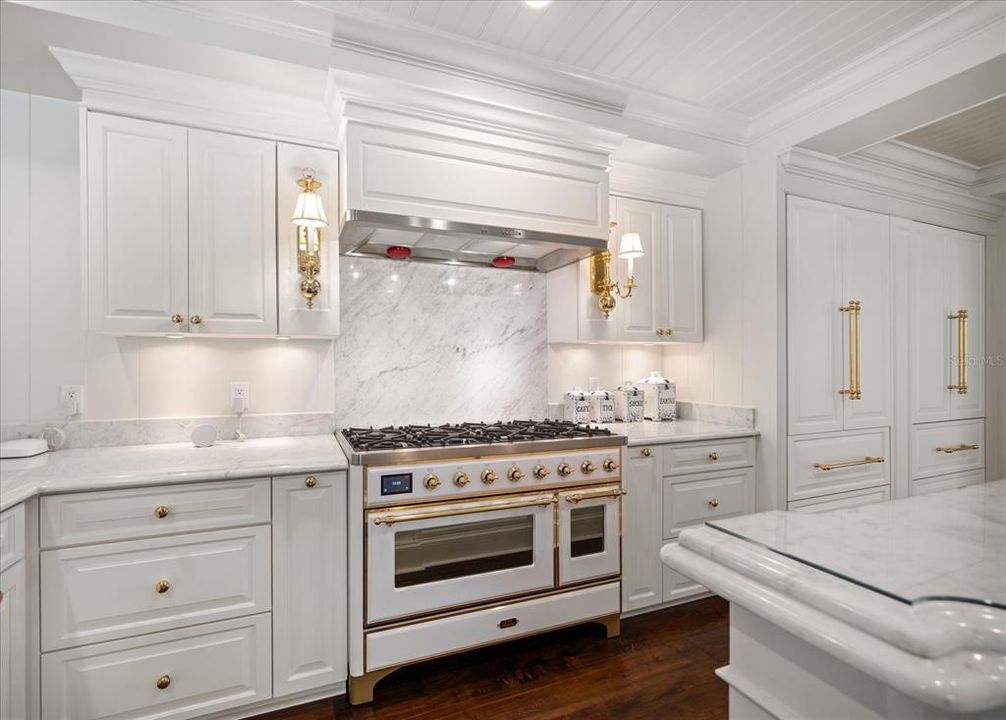 На продажу: $6,290,000 (4 спален, 5 ванн, 7793 Квадратных фут)