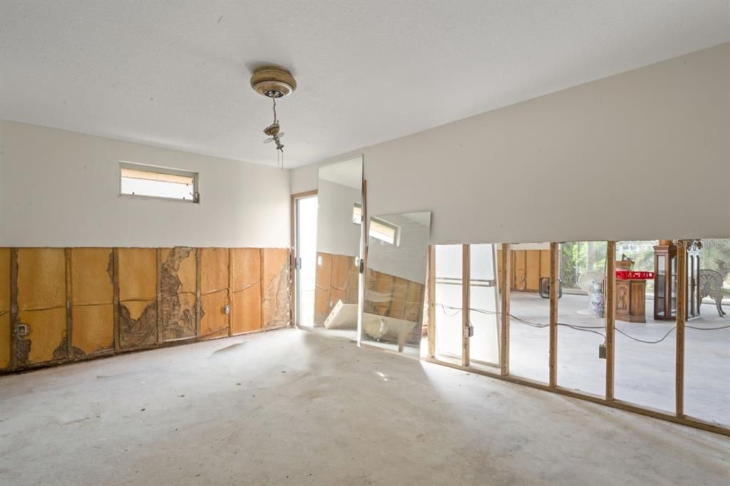 待售: $319,000 (3 贝兹, 2 浴室, 1698 平方英尺)