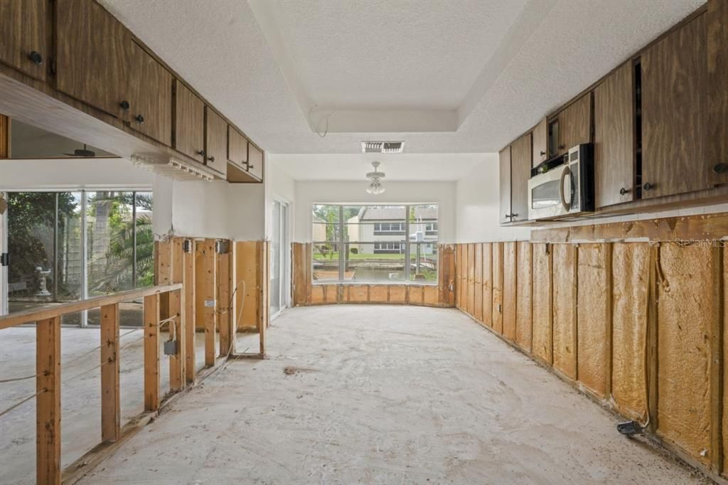 待售: $319,000 (3 贝兹, 2 浴室, 1698 平方英尺)