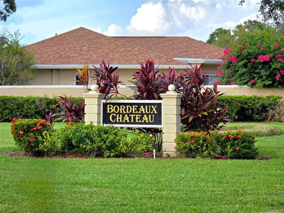 For Sale: $379,999 (2 beds, 2 baths, 1961 Square Feet)