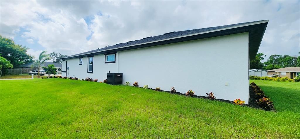 待售: $449,999 (3 贝兹, 3 浴室, 2219 平方英尺)