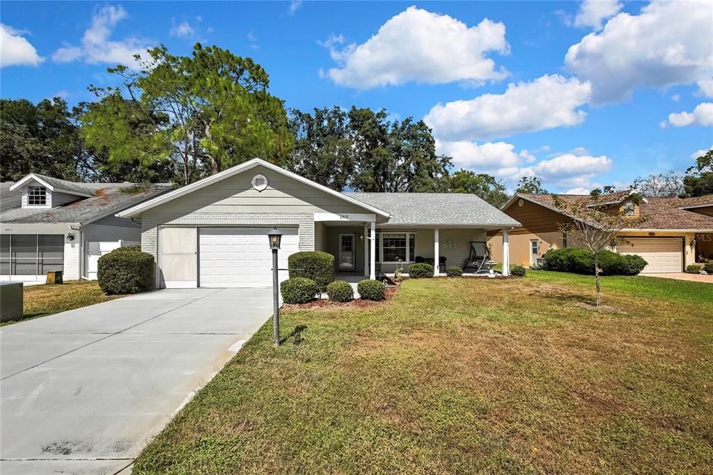 For Sale: $329,900 (2 beds, 2 baths, 2020 Square Feet)