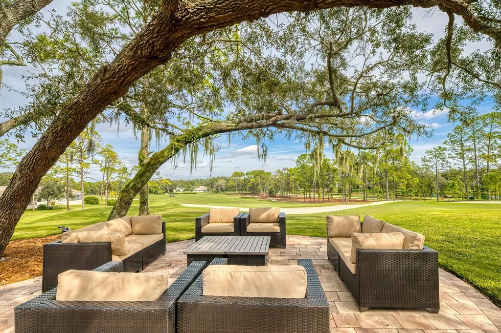 For Sale: $329,900 (2 beds, 2 baths, 2020 Square Feet)