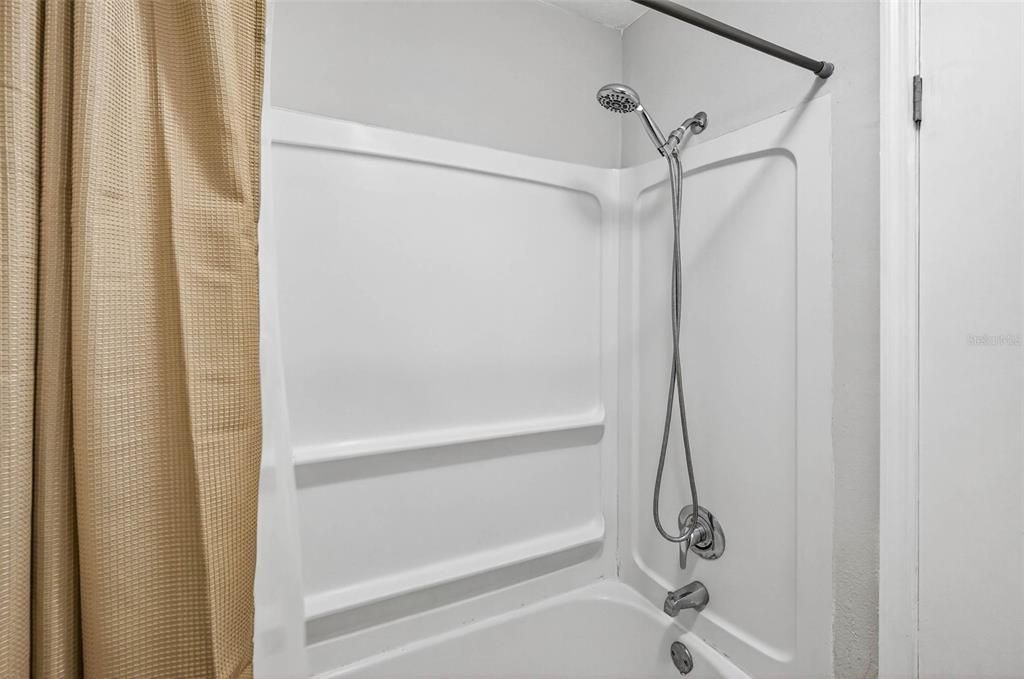 For Sale: $115,000 (0 beds, 1 baths, 448 Square Feet)