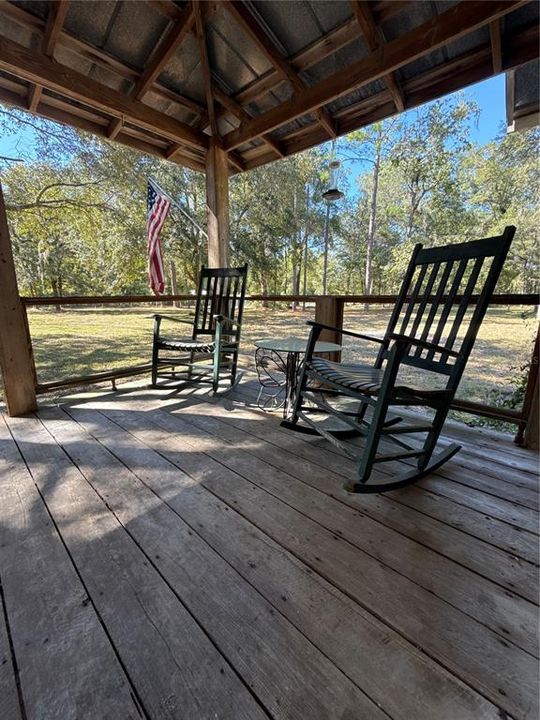 Active With Contract: $185,000 (3 beds, 2 baths, 1248 Square Feet)