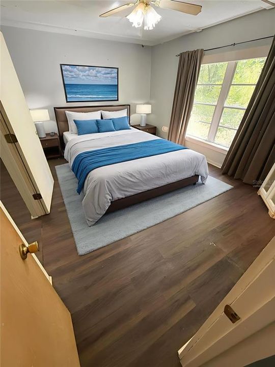 Active With Contract: $185,000 (3 beds, 2 baths, 1248 Square Feet)