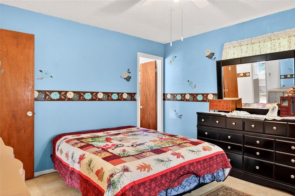 En Venta: $210,000 (3 camas, 2 baños, 1232 Pies cuadrados)