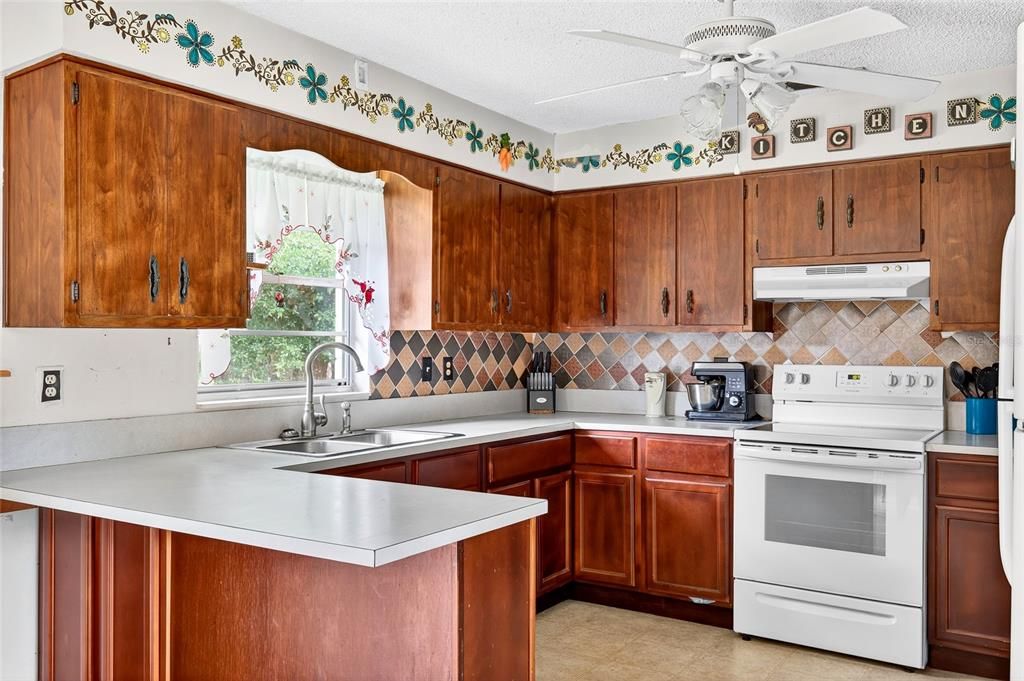 En Venta: $210,000 (3 camas, 2 baños, 1232 Pies cuadrados)