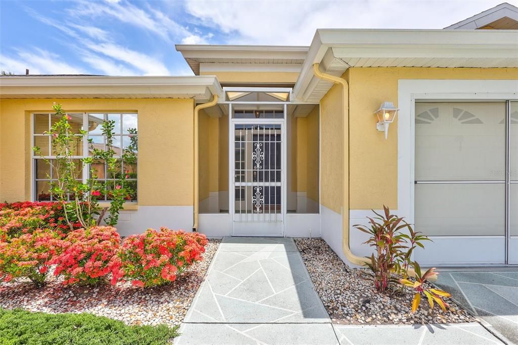 待售: $275,000 (2 贝兹, 2 浴室, 1651 平方英尺)