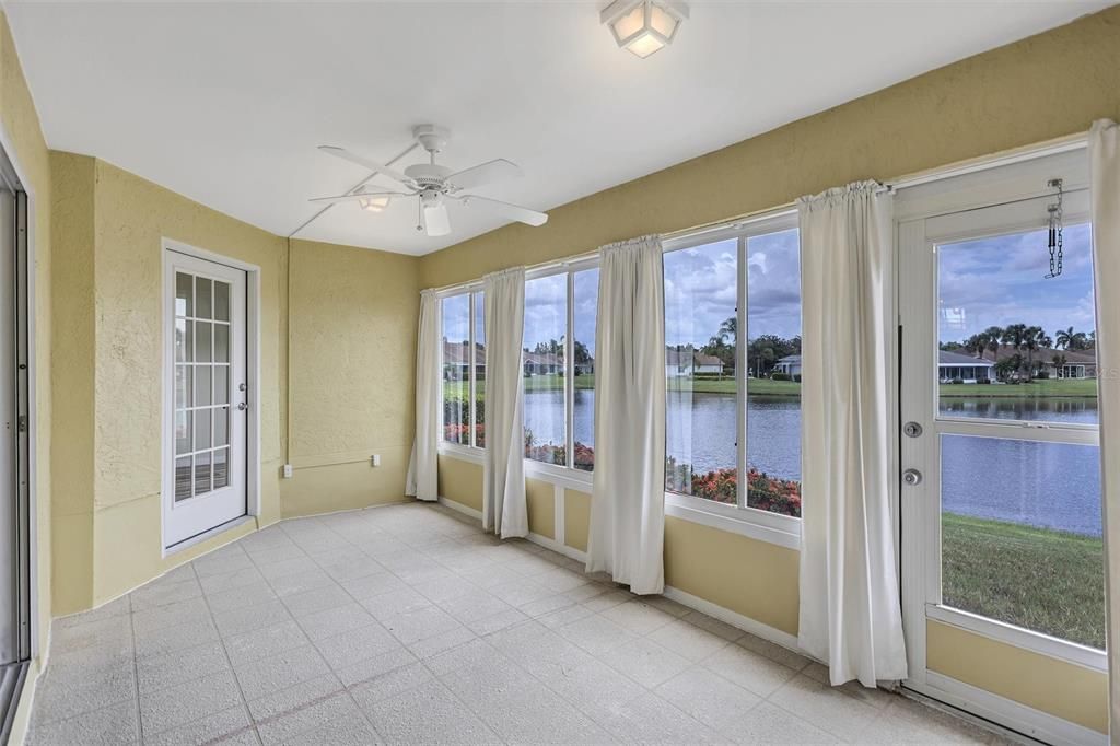 待售: $275,000 (2 贝兹, 2 浴室, 1651 平方英尺)