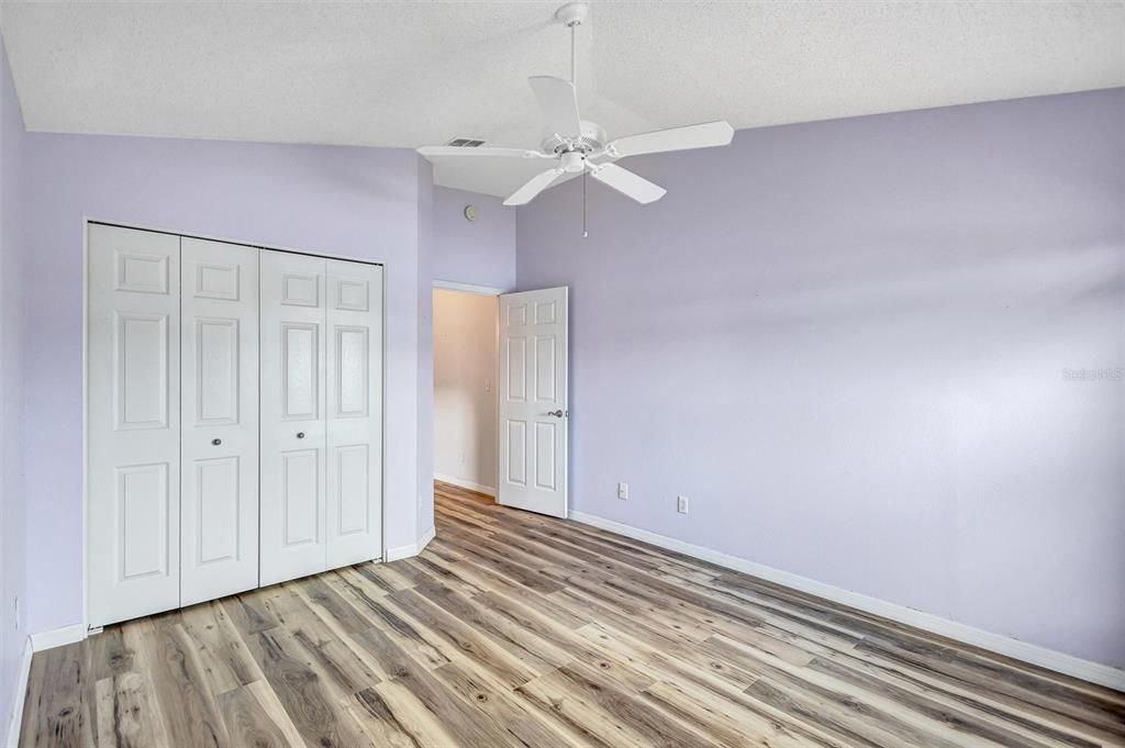 待售: $275,000 (2 贝兹, 2 浴室, 1651 平方英尺)