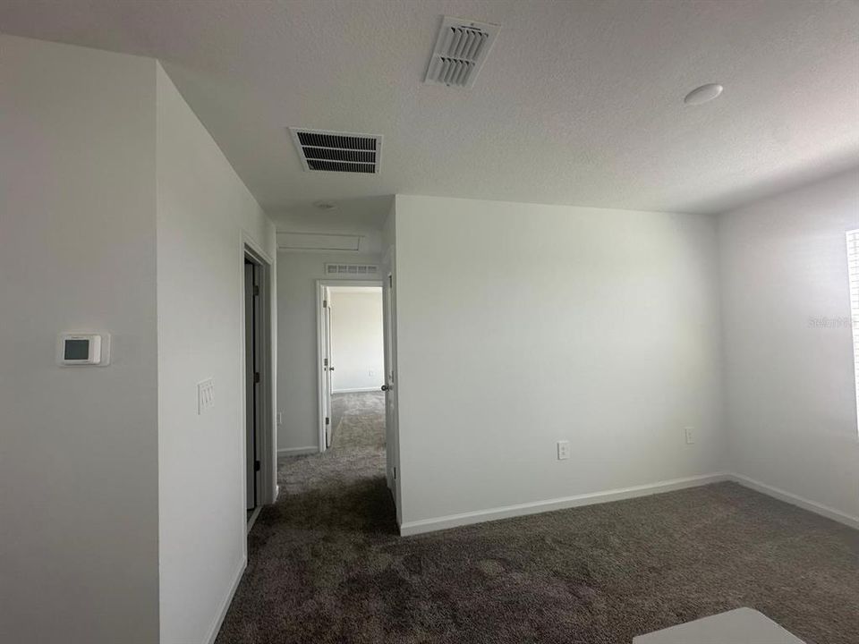 En Venta: $390,000 (4 camas, 3 baños, 2140 Pies cuadrados)