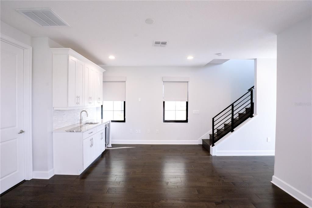 待售: $1,050,000 (4 贝兹, 4 浴室, 3280 平方英尺)