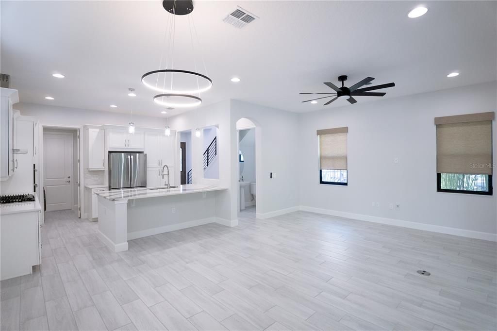 待售: $1,050,000 (4 贝兹, 4 浴室, 3280 平方英尺)