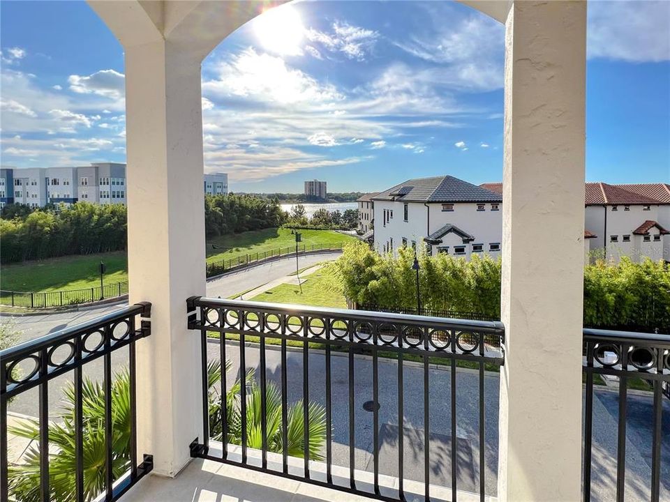 待售: $1,050,000 (4 贝兹, 4 浴室, 3280 平方英尺)