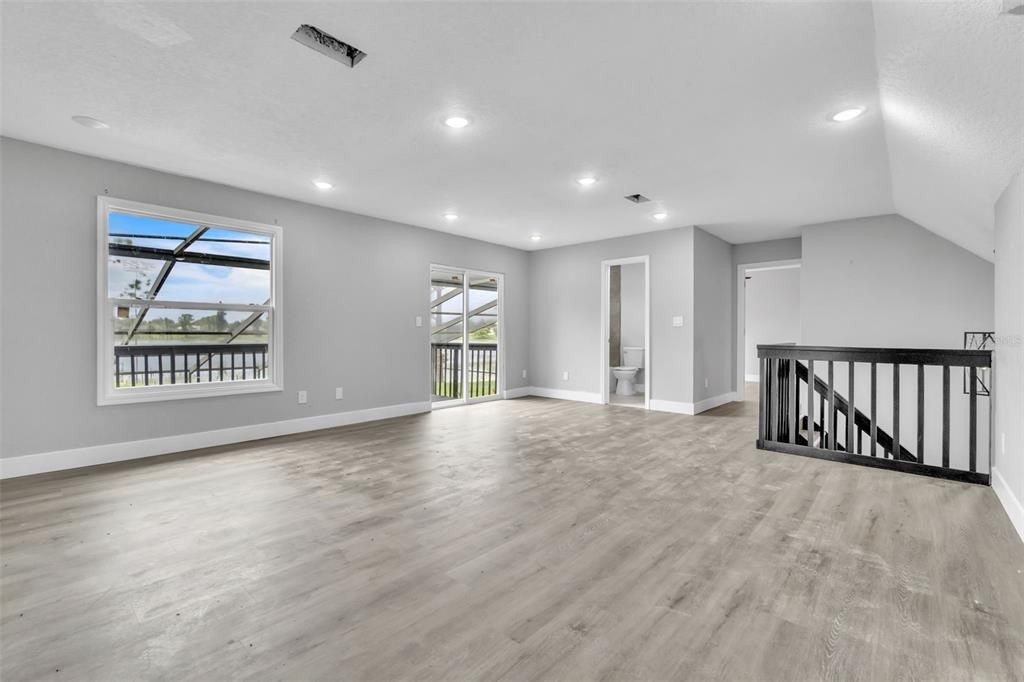 待售: $425,000 (3 贝兹, 2 浴室, 2324 平方英尺)