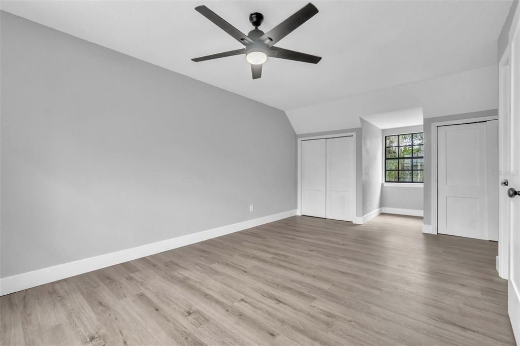 待售: $425,000 (3 贝兹, 2 浴室, 2324 平方英尺)