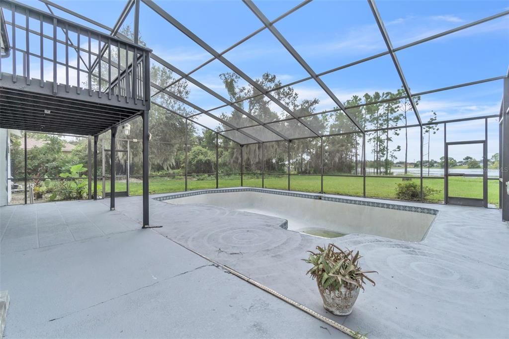 待售: $425,000 (3 贝兹, 2 浴室, 2324 平方英尺)