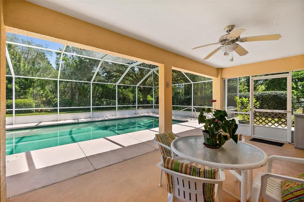 For Rent: $2,495 (3 beds, 2 baths, 1427 Square Feet)