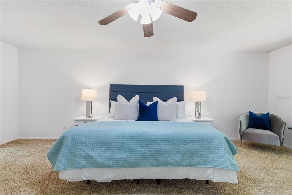 For Sale: $499,000 (4 beds, 2 baths, 2038 Square Feet)