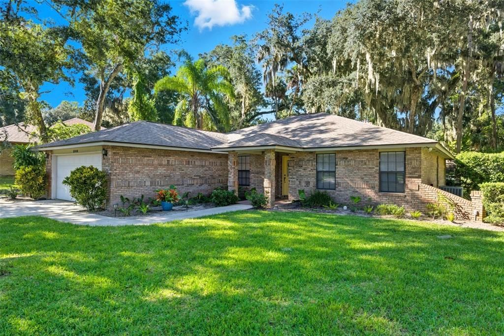 For Sale: $499,000 (4 beds, 2 baths, 2038 Square Feet)