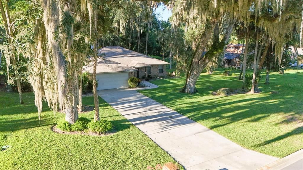 For Sale: $499,000 (4 beds, 2 baths, 2038 Square Feet)