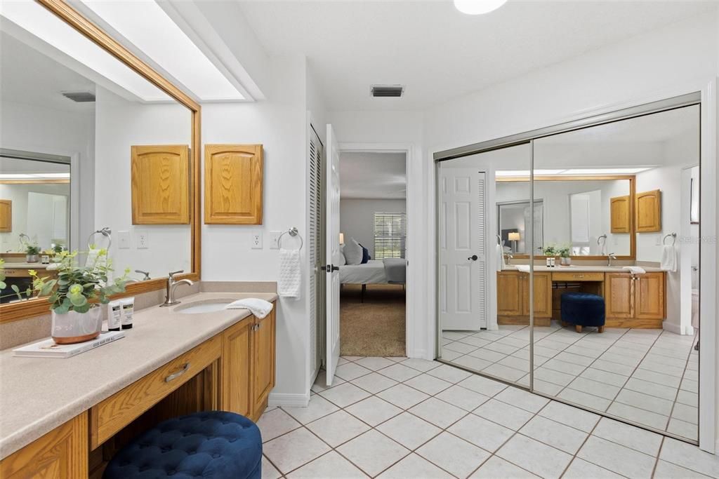 For Sale: $499,000 (4 beds, 2 baths, 2038 Square Feet)