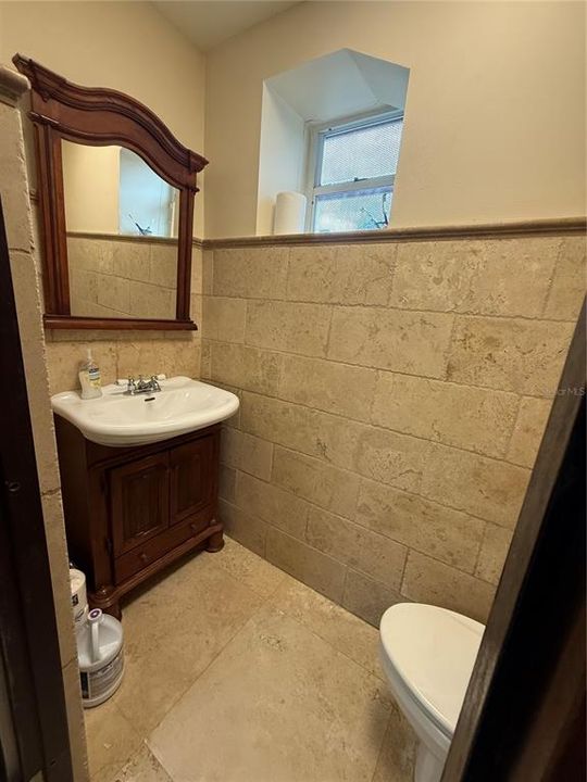 待售: $36,000 (0 贝兹, 0 浴室, 2000 平方英尺)