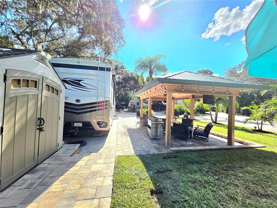 待售: $179,800 (0.06 acres)