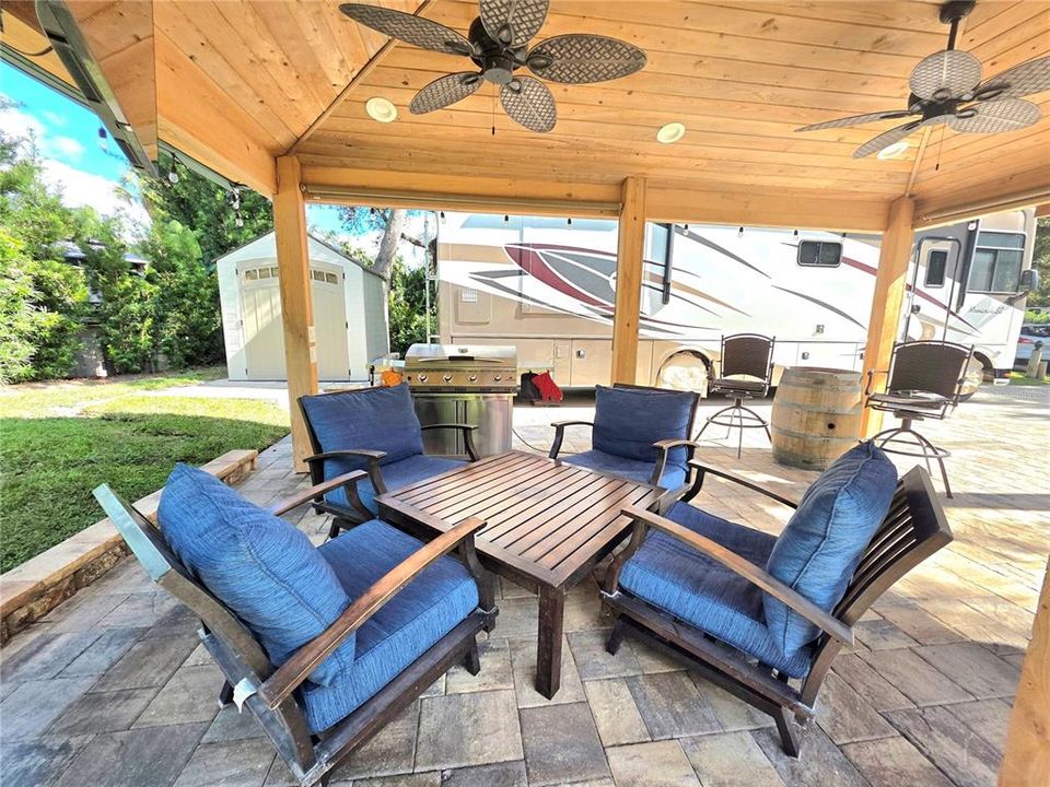 待售: $179,800 (0.06 acres)