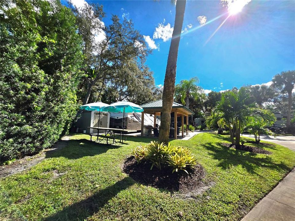 待售: $179,800 (0.06 acres)