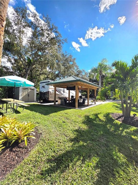 待售: $179,800 (0.06 acres)