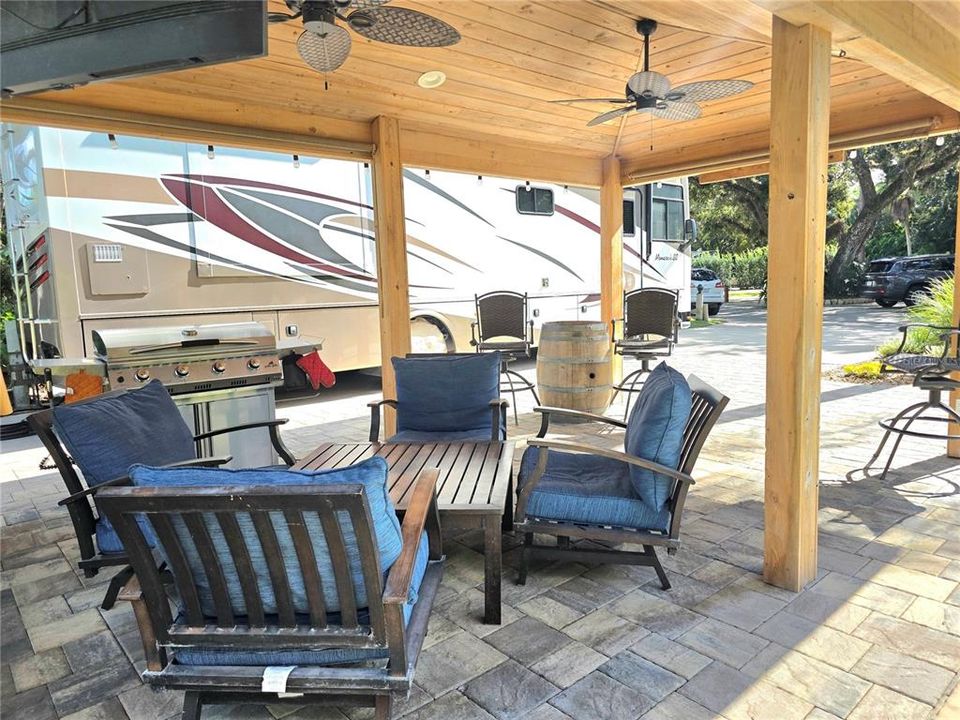 待售: $179,800 (0.06 acres)