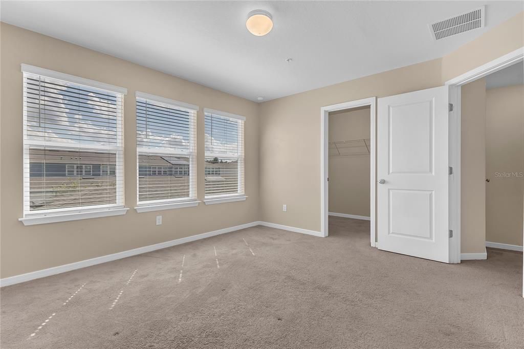 For Sale: $384,900 (3 beds, 2 baths, 1620 Square Feet)